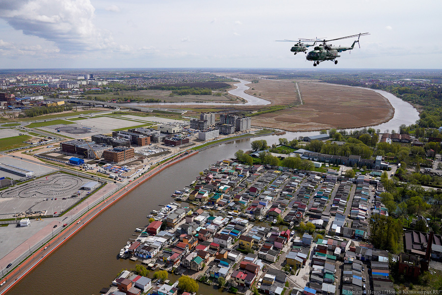 Пробки с воздуха: как прошла генеральная репетиция парада в Калининграде (фото)