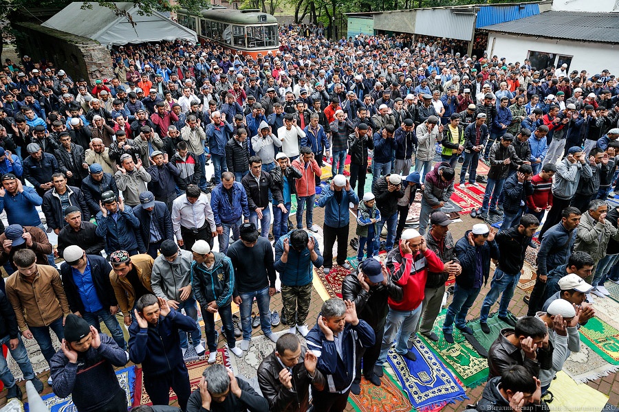 День жертвы: как в Калининграде отмечают праздник Курбан-байрам