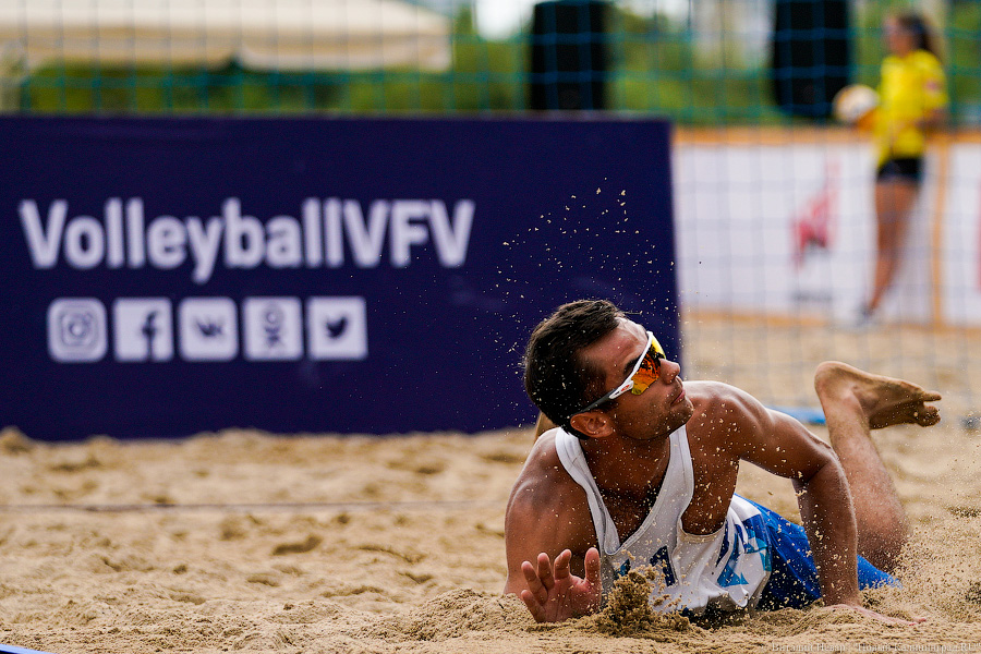 В Зеленоградске стартовал этап чемпионата РФ по пляжному волейболу. Вот как это было