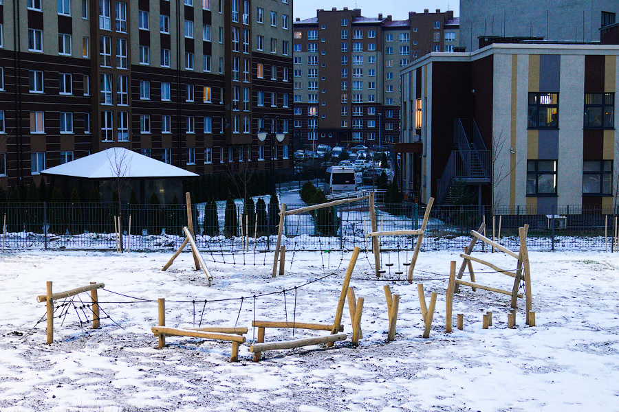 Готова и пуста: новая школа на Артиллерийской откроется только в сентябре (фото)