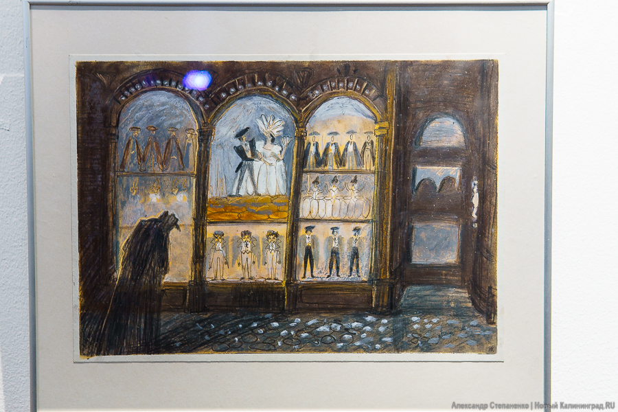 Графика, янтарь и арт: в Музее искусств открылась выставка «Магнетизм Гофмана» (фото)