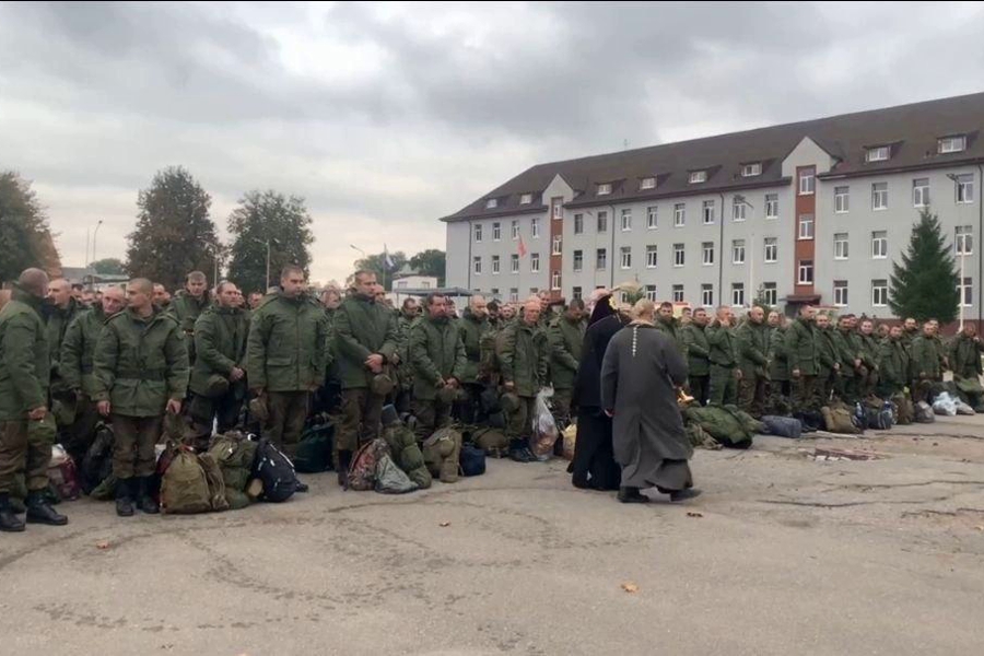 Власти Гусева рассказали о «митинге-проводах» 212 мобилизованных (фото) (видео)