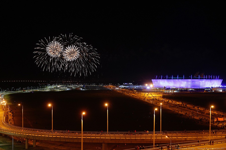 Прежние проблемы на новом месте: в Калининграде начался чемпионат фейерверков