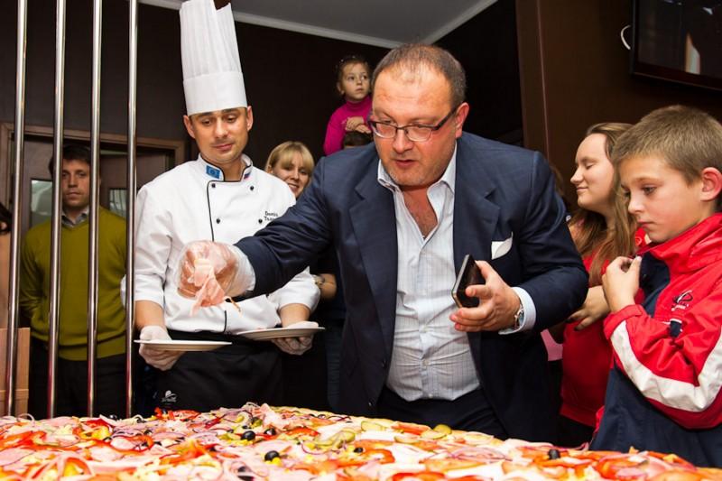 Торжественное открытие новой пиццерии «Дон Ченто» на Красной!