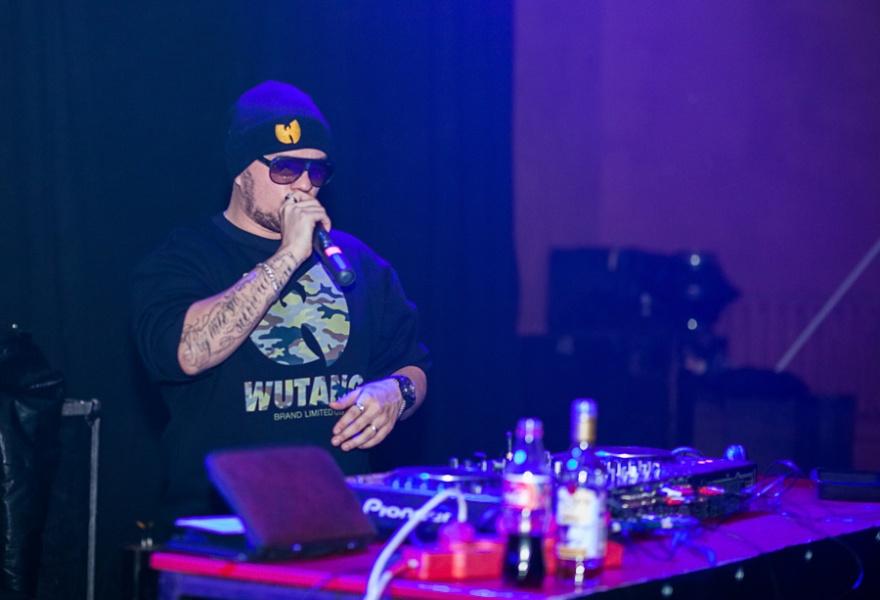 «Суровый рэп»: фоторепортаж с концерта группы Triagrutrika