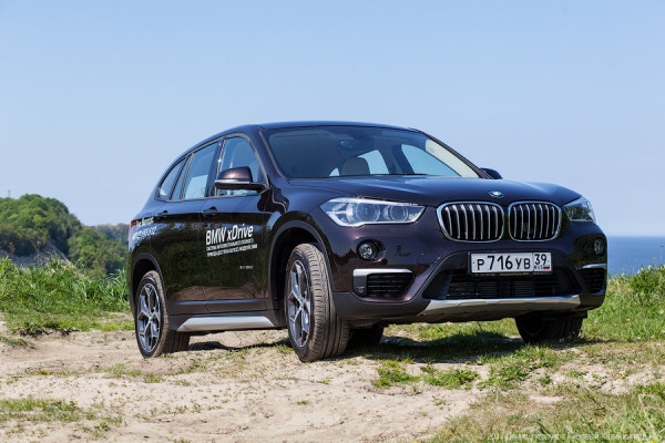 Время первых: тест-драйв компакт-кроссовера BMW X1