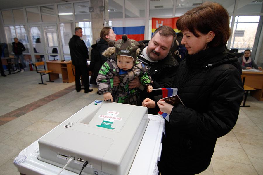 «Картинки с выборов: город»: фоторепортаж «Нового Калининграда.Ru»