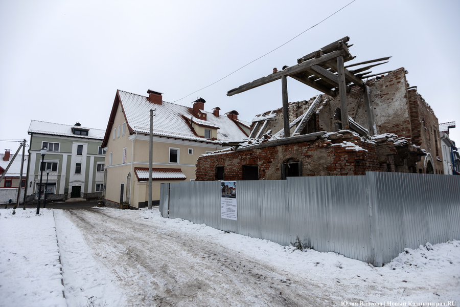 После 30 лет разрушений: в Железнодорожном готовятся к восстановлению фахверковых складов (фото)