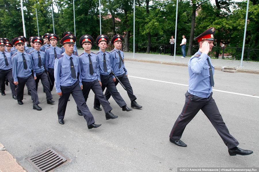 «К дежурству готовы»: фоторепортаж со смотра личного состава полиции