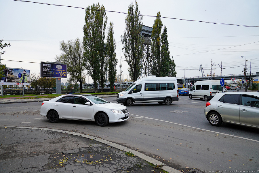 «Право имеем»: рядом с немецким домом на ул. Галицкого начали устанавливать забор