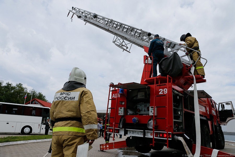 На Московском проспекте в многоэтажке произошел пожар