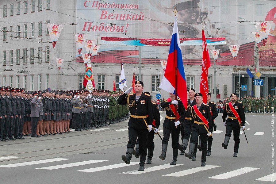Путин объявил день парада Победы выходным