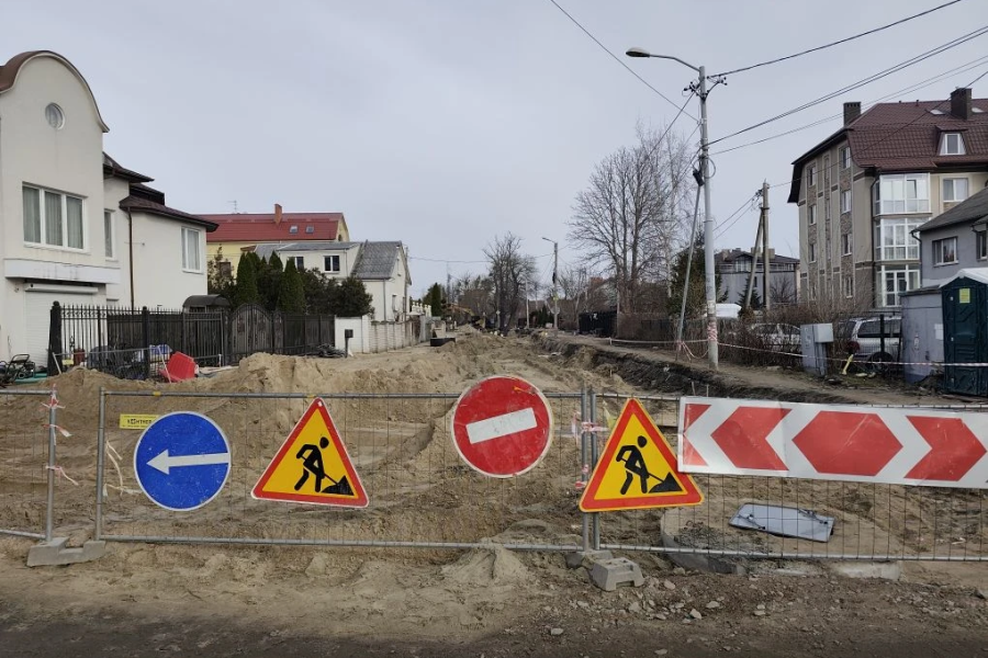 Горвласти пообещали закончить реконструкцию улицы Орудийной раньше срока