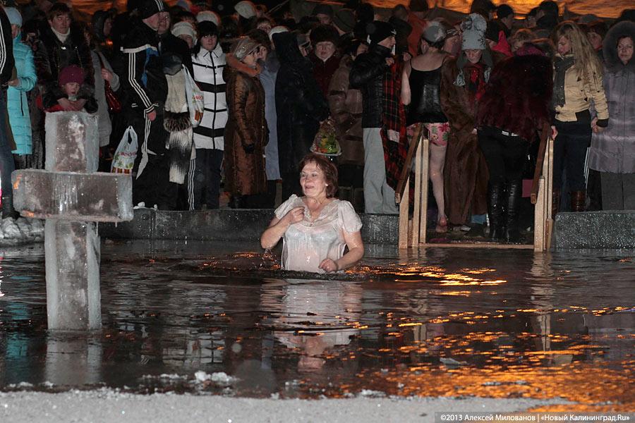 «Господь в лице губернатора»: крещенские купания в Черняховске