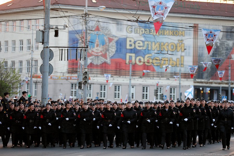 «Тяжело в учении»: в Калининграде прошла первая репетиция Парада Победы