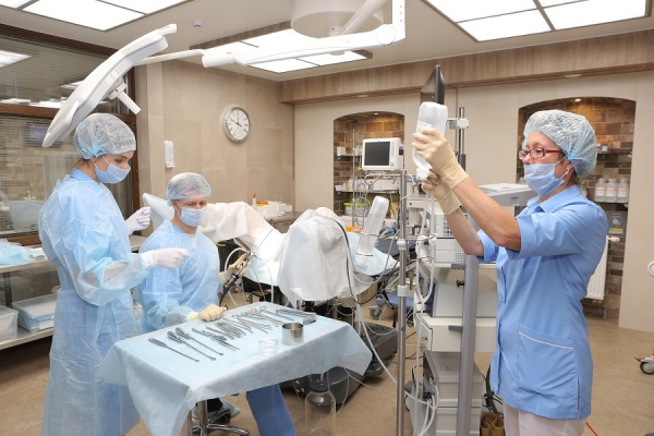 Не нужно ехать за границу: в Калининграде открылась клиника Олега Кичигина