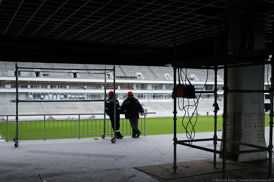 Тонкая настройка: ФИФА проинспектировала строящийся стадион в Калининграде