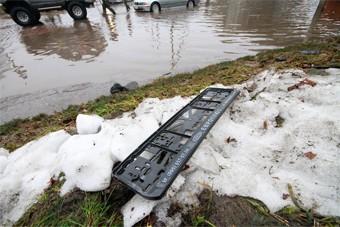 Депутаты: на Заводской так много воды, что Венецианский карнавал можно переносить