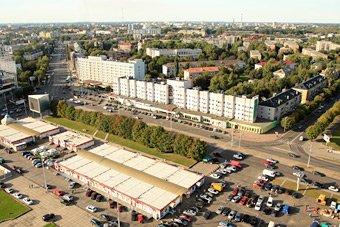 Предприниматели: «Старую башню» будут сносить, мэрия требует освободить павильоны