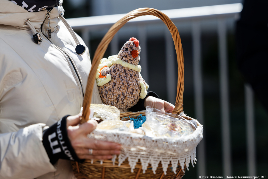 Великая суббота: в Кафедральном соборе освятили пасхальные угощения (фото)