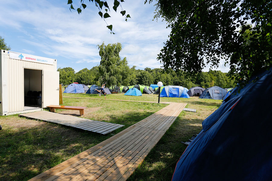 Алиханов: В Калининградской области появится круглогодичный детский лагерь