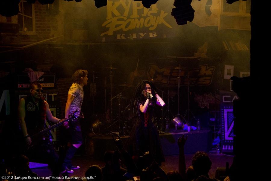 «Весенняя перезагрузка»: фоторепортаж с концерта группы «Слот»