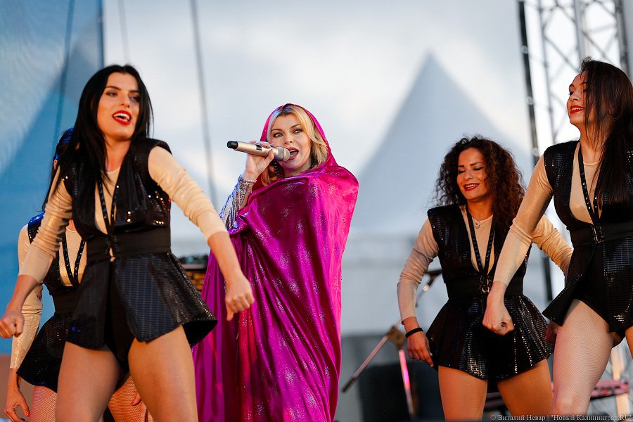 Мы к вам заехали на час, и вам не повезло:  как прошел концерт у Дома Советов