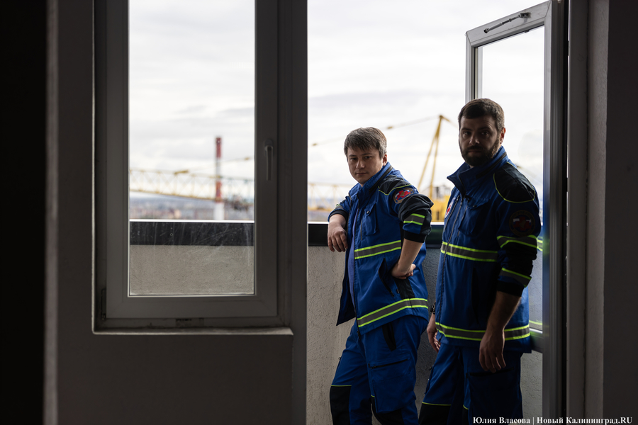 За три минуты на 25-й этаж: у пожарных прошли соревнование по скоростному подъёму (фото)