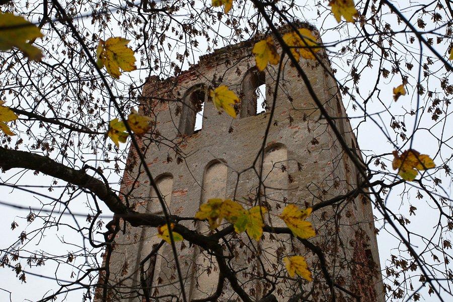 Ильич и крендель: кирха в поселке Севское до сих пор не оформлена в собственность РПЦ 
