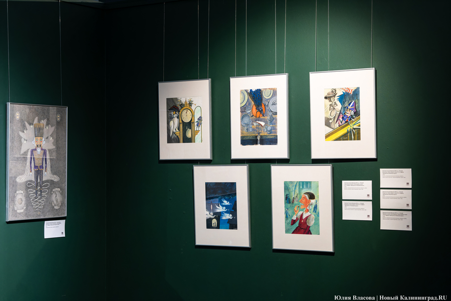 Символы Рождества и мир Гофмана: в Музее искусств открыли новогодний проект (фото)