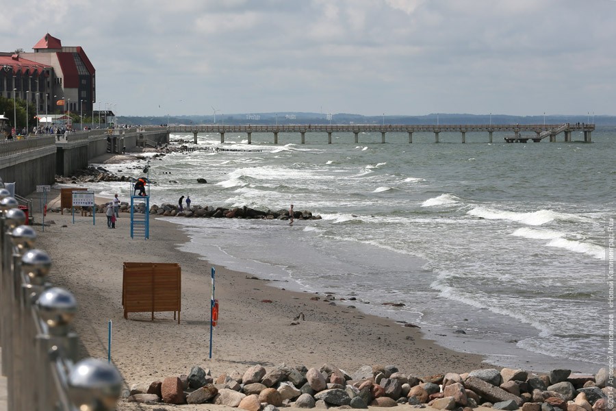Напротив «Розы ветров» в Зеленоградске спасли тонувшую в море девочку