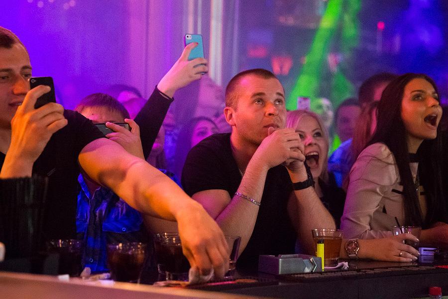 Все танцуют локтями: в клубе «Платинум» выступил протеже Тимати L’One