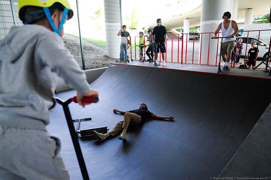 В Калининграде стало ещё одним скейт парком больше. Вот что там происходит