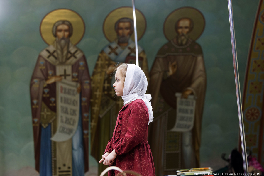 Свет Рождества: как в Калининграде прошла праздничная служба