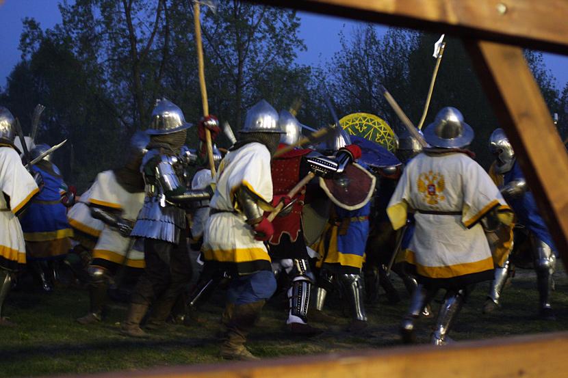 «Битва Наций»: фоторепортаж и онлайн-трансляция с Чемпионата мира по средневековому бою