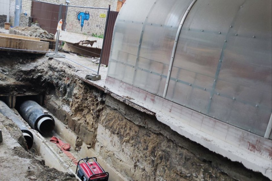 В мэрии не смогли оперативно пояснить, почему затянулся ремонт теплотрассы