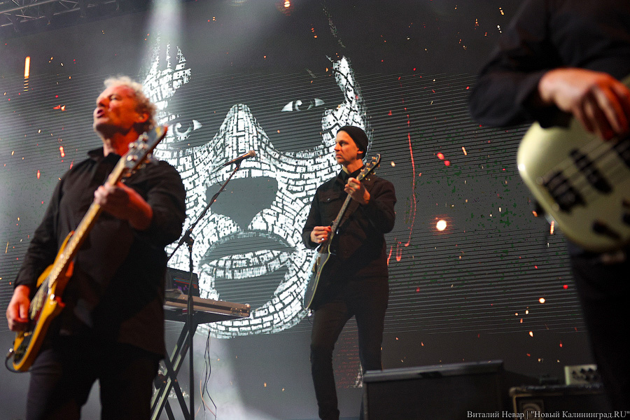 В Калининграде прошёл концерт группы «Кино». Голос Виктора Цоя оцифровали (фото)