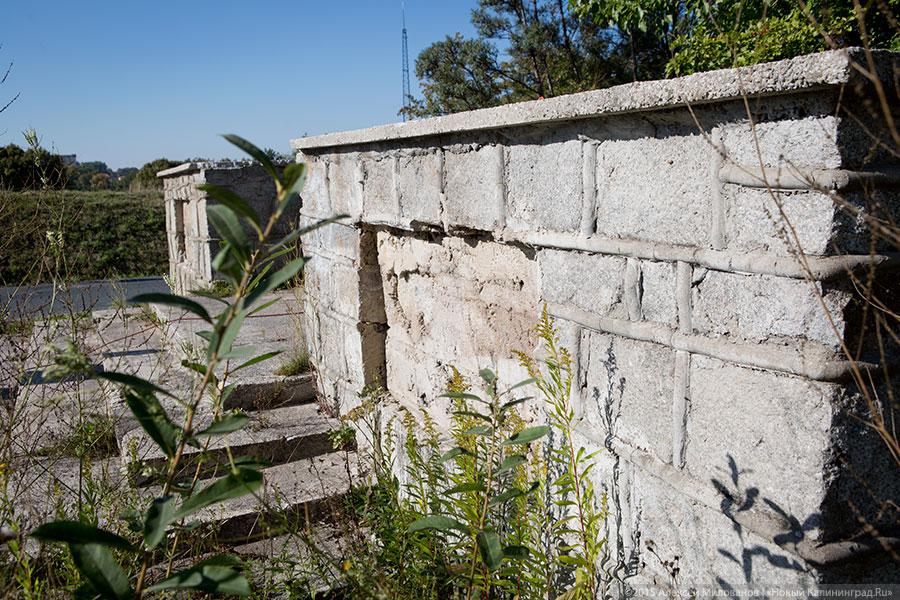 «Невечная память»: что осталось от монумента в Пененжно (фото)