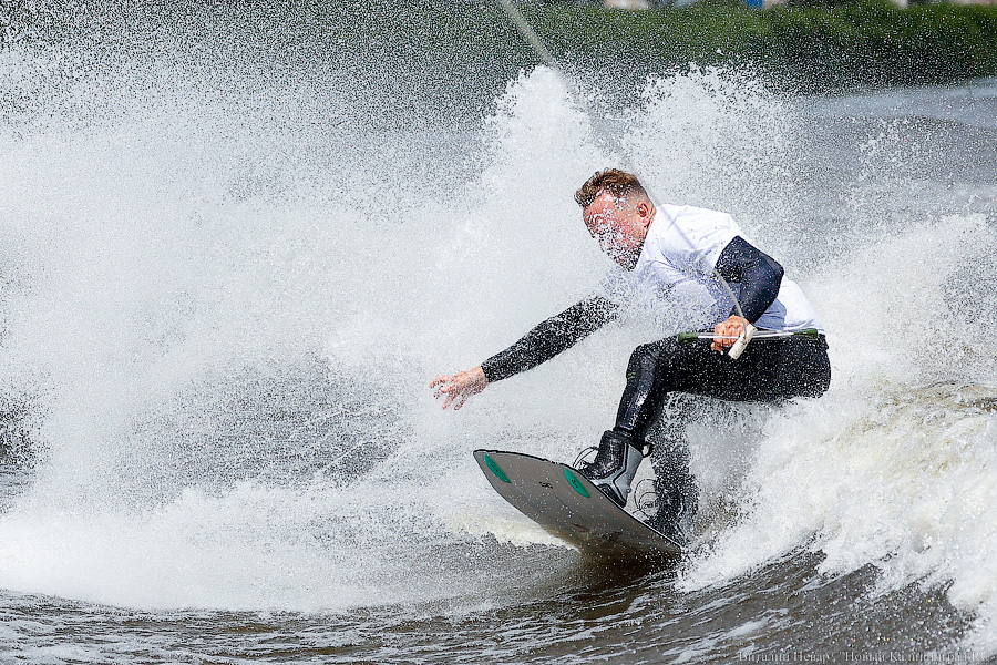 Фронтролл на Преголе: в Калининграде проходит первенство России по вейкбордингу (фото)