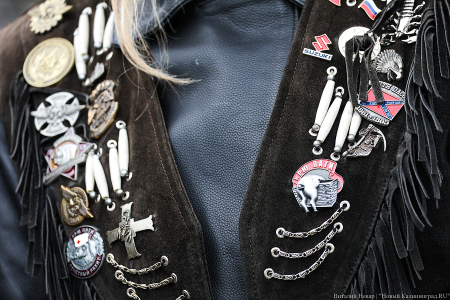 Дреды, шлемы и усы: в Калининграде официально стартовал мотосезон (фото)