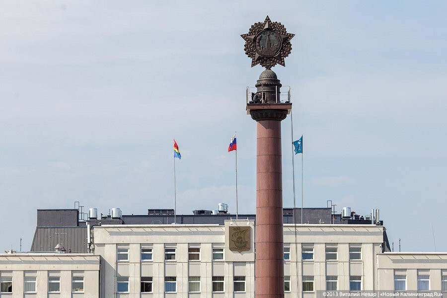 Депутаты не отказались от идеи раскрасить орден Победы на Триумфальной колонне в Калининграде