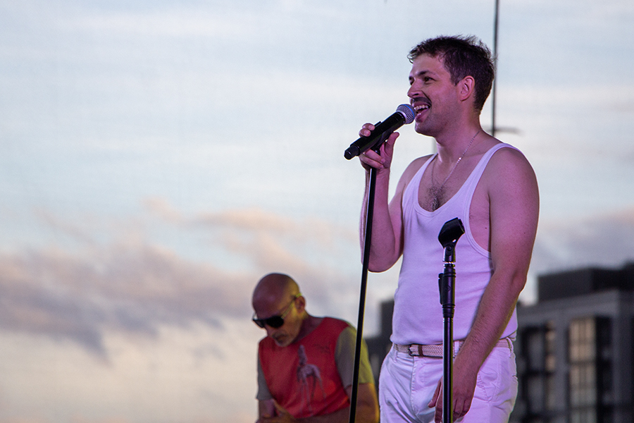 Марафон мировых хитов: в Калининграде прошёл рок-фестиваль с трибьют-шоу (фото)