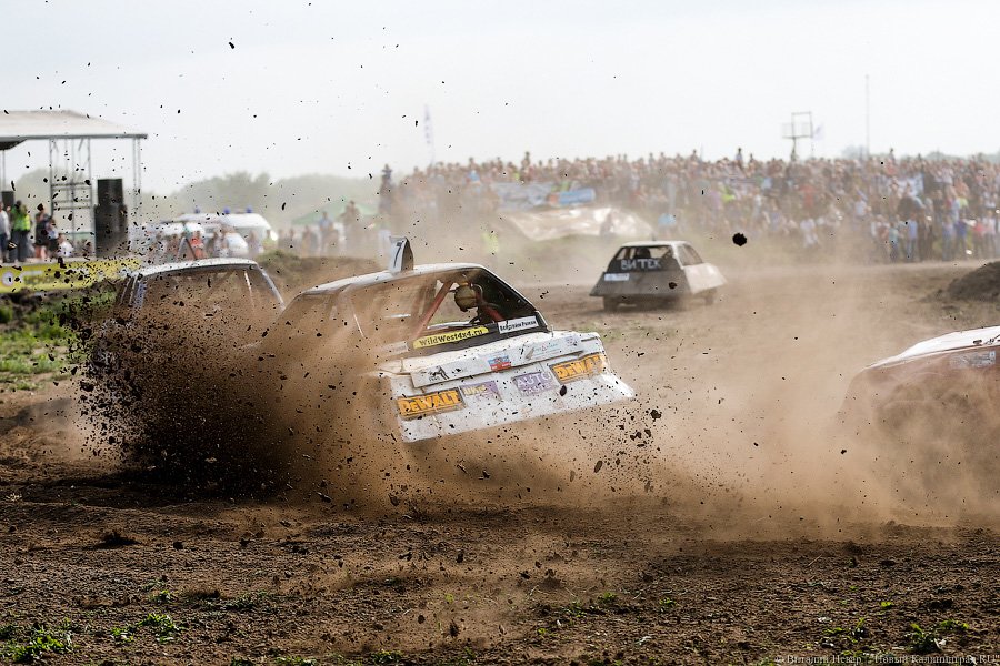 Экстремальные гонки на территории бывшего аэропорта «Девау». Фото — Виталий Невар, «Новый Калининград.Ru»