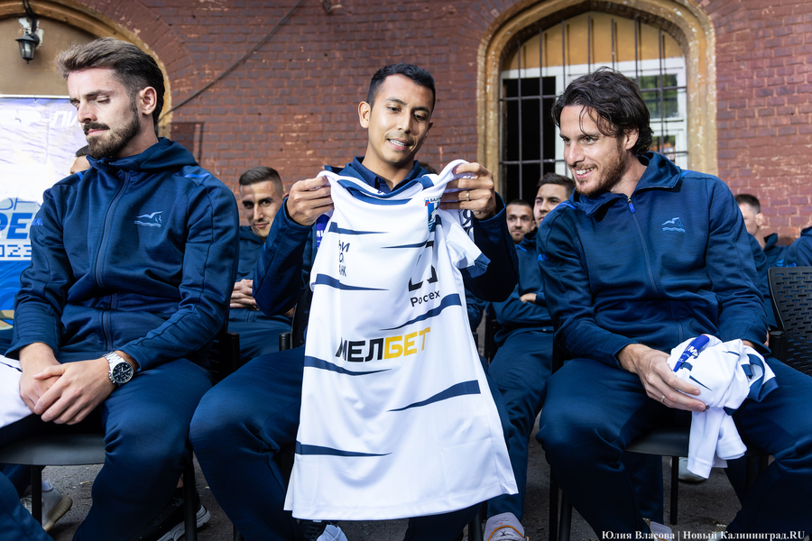 Новая жизнь, новый бюджет: как «Балтика» презентовала себя фанатам после возвращения в РПЛ (фото)