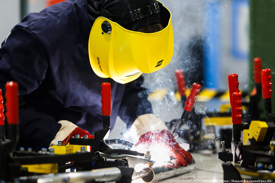 Автокомпоненты и электромобили: как на «Автоторе» новый кластер запускали (фото)