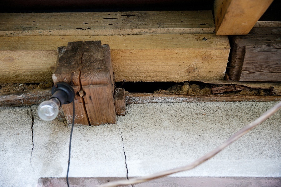 Более четырех тысяч калининградцев сидят без света из-за долгов