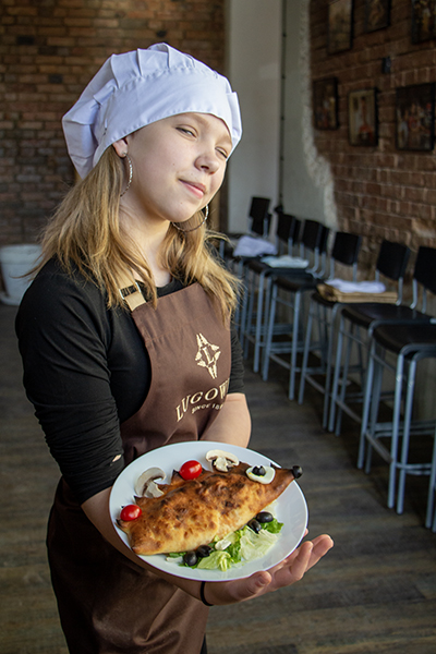 Пиццеёж и азот для мороженого: как в усадьбе Луговен учили детей кулинарии (фото)