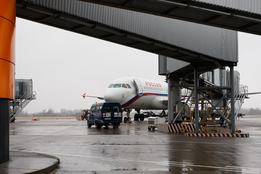 СМИ сообщили о задержании в Санкт-Петербурге пассажира рейса из Калининграда за угрозу взрыва