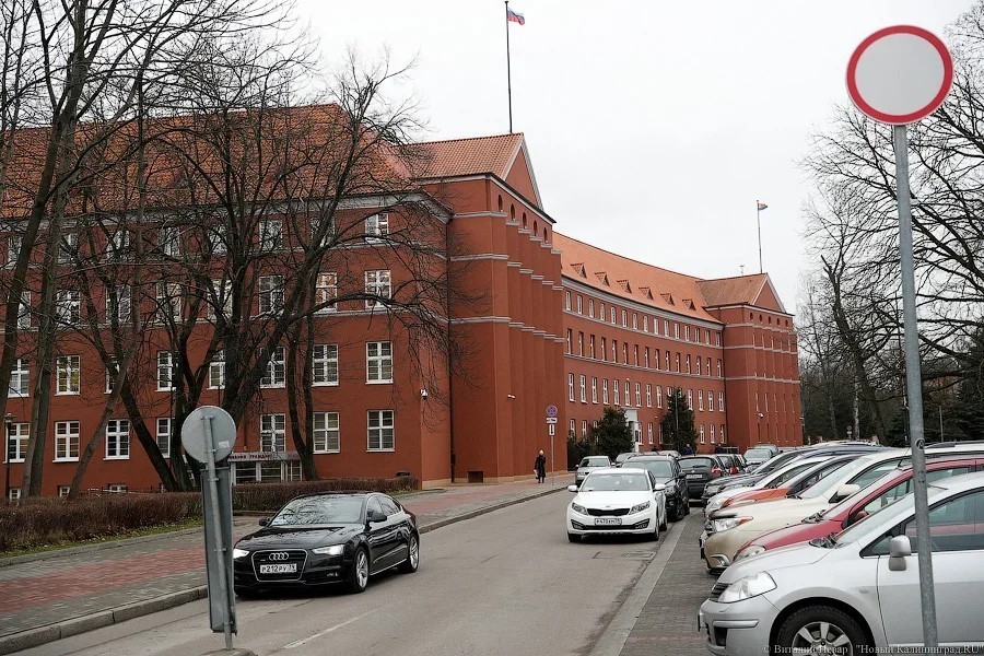 Власти области прокомментировали отмену поездов в Петербург и Москву