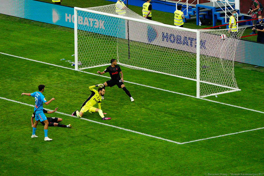 Три гола в одни ворота: как «Зенит» взял Суперкубок в Калининграде (фото)